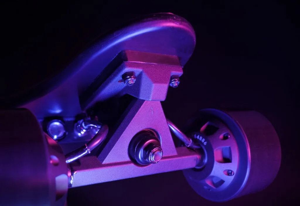 Skatebolt Tornado II Trucks and Kingpin