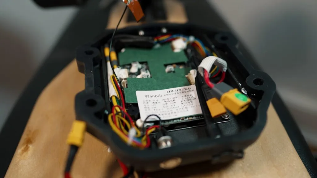 close-up of the Wahndt ESC in a Possway T2 electric skateboard