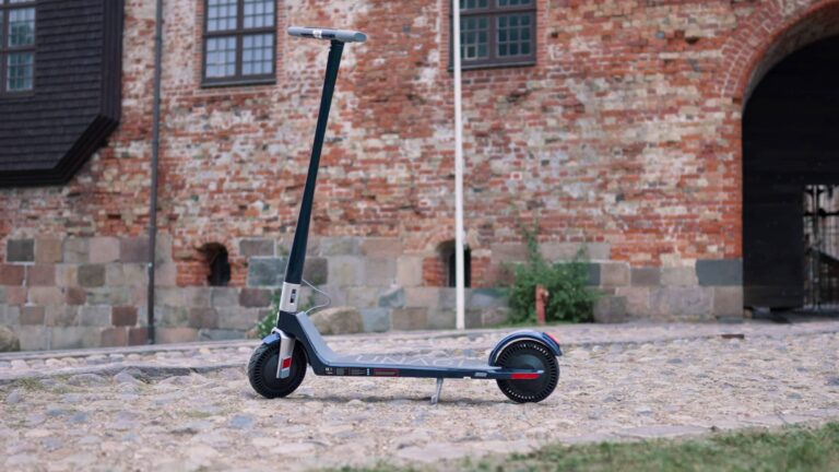 Unagi Model One E500 Electric Scooter Review