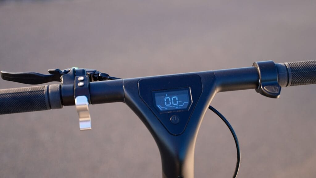 Cockpit and display on the Atomi Alpha