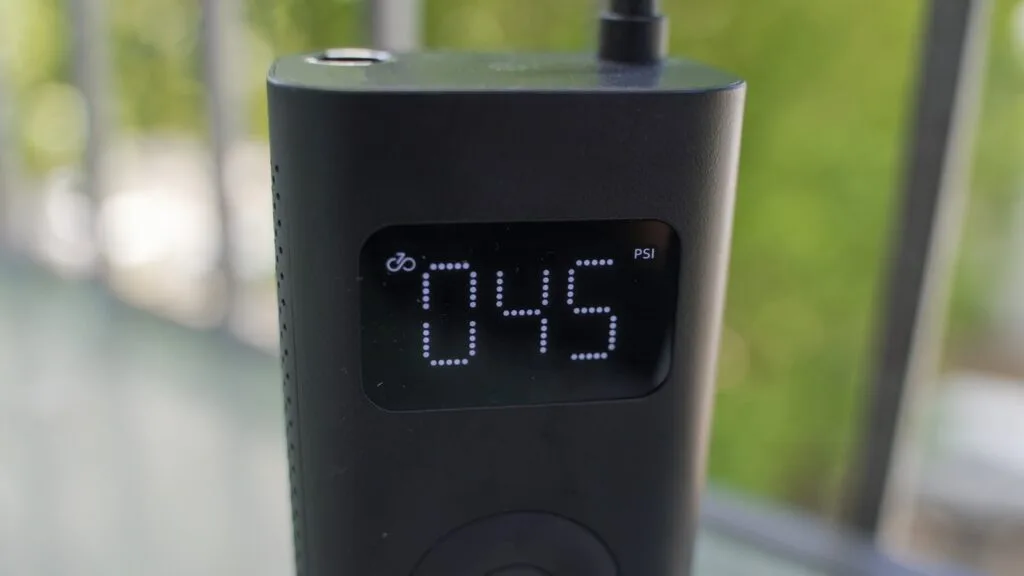 Display on the Xiaomi 1S air compressor