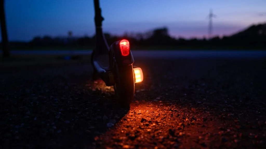 Turn signal on the Atomi Alpha