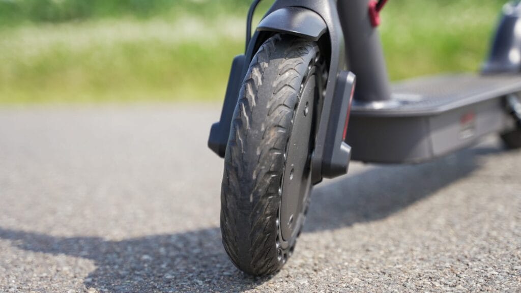 Front wheel on the Hiboy S2
