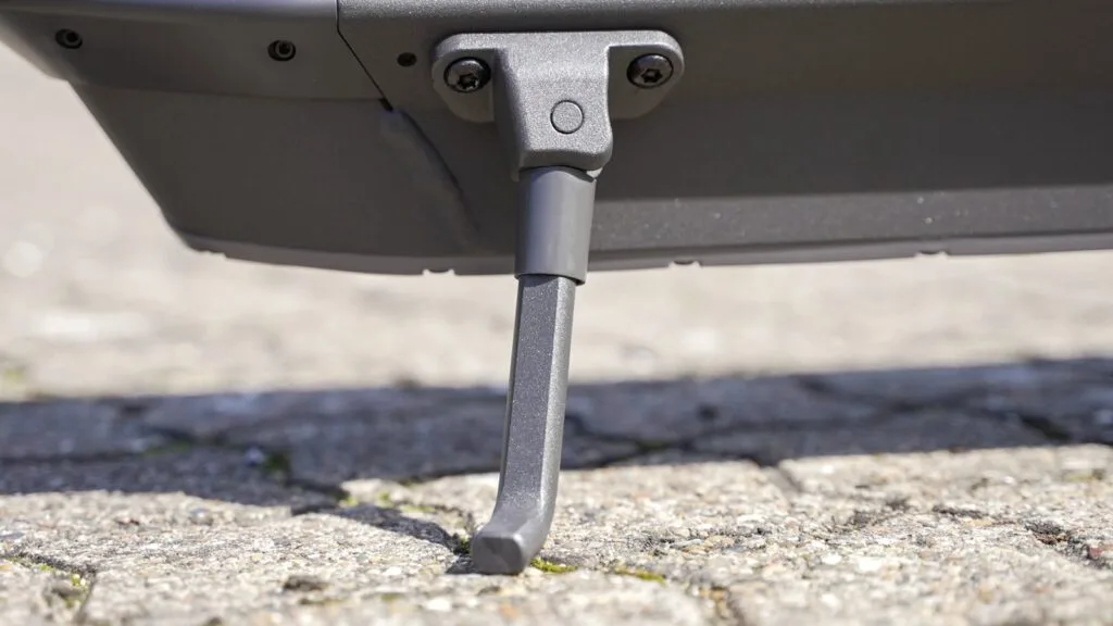 Kickstand on the Ninebot Max G30