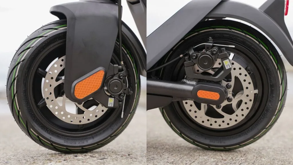 Disc brakes on the NIU KQi3 Pro