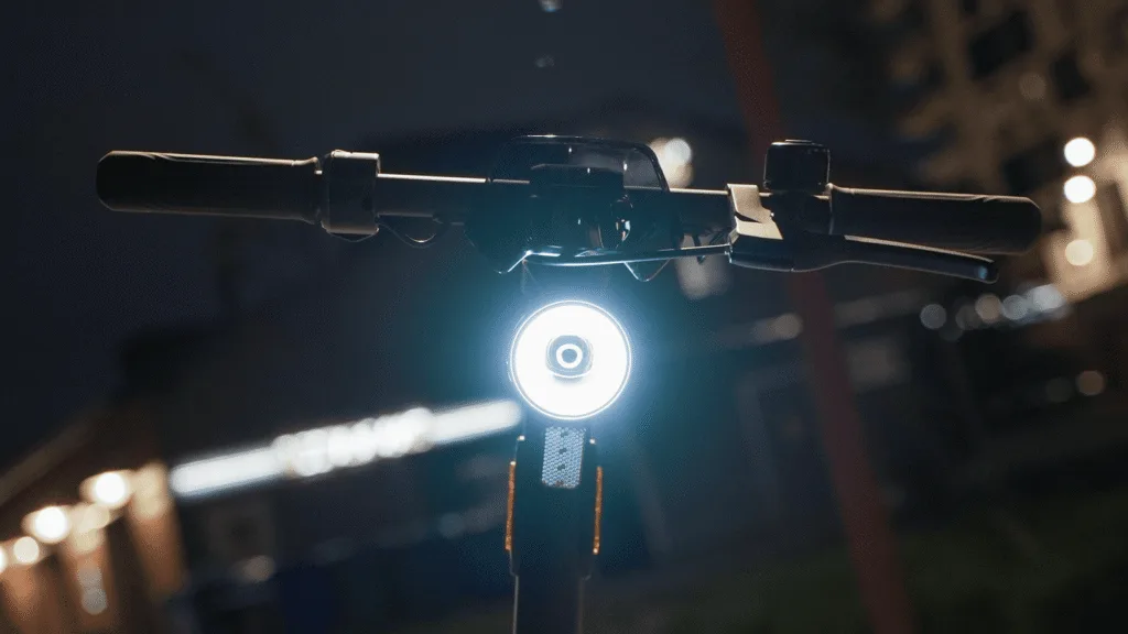 NIU KQi2 Pro halo headlight