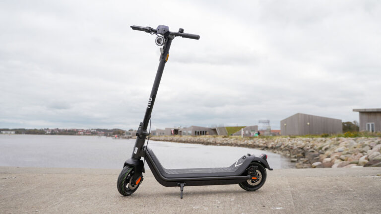 NIU KQi3 Pro Review: A Level-Up For Commuter Scooters