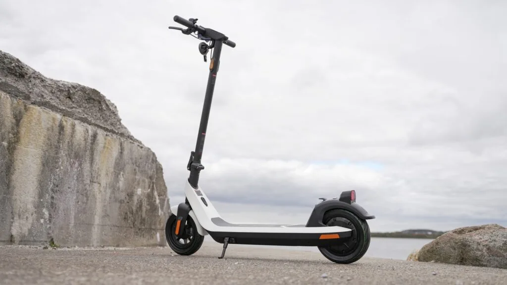 Photo of the NIU KQi2 Pro by ERideHero