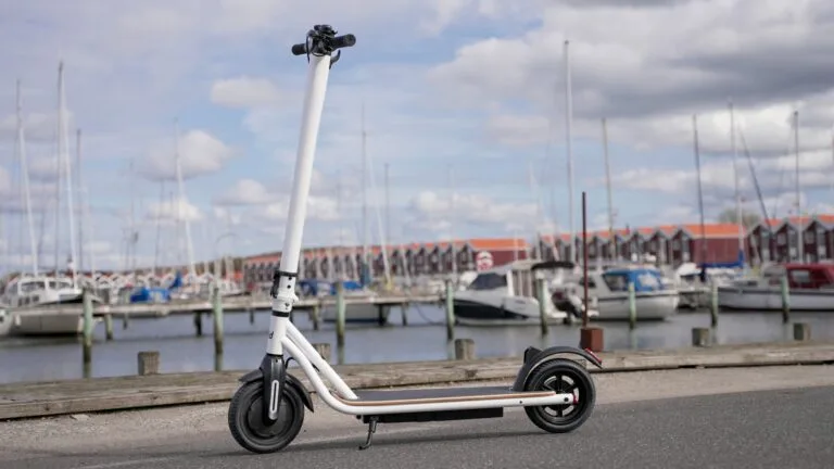 Fluid CityRider Review: Light Weight, High Value