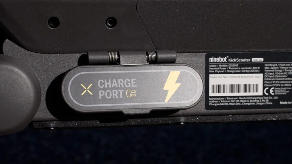 Segway Ninebot Max G2 charging port