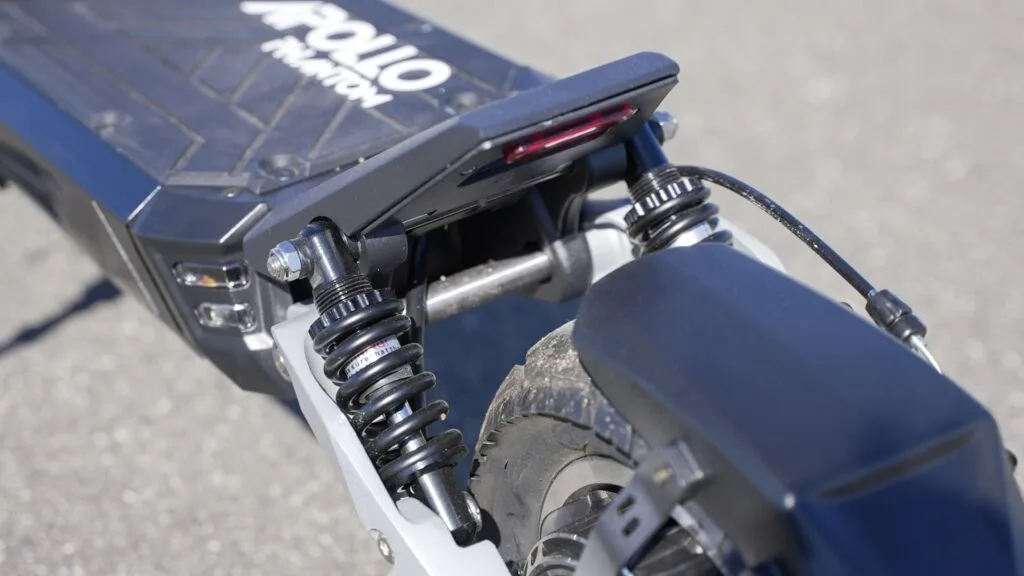 Apollo Phantom 2023 dual spring suspension at the rear