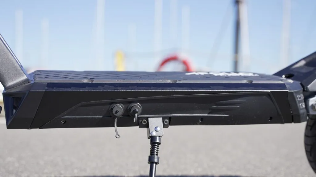 Closeup of the deck and charging ports from the side of the Apollo Phantom