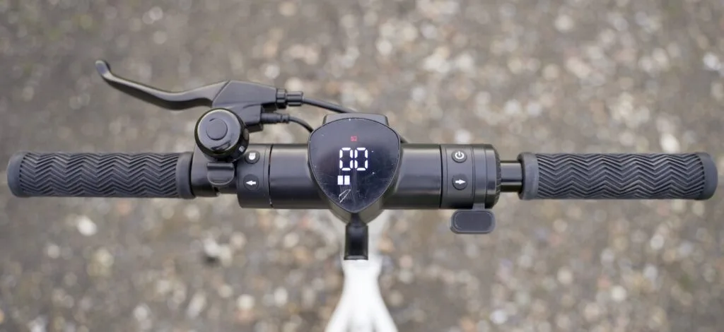 Fluid CityRider cockpit