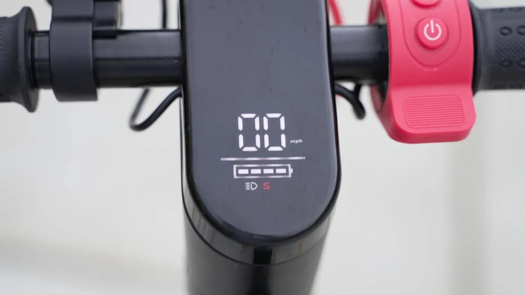 LCD display on turboant x7 max