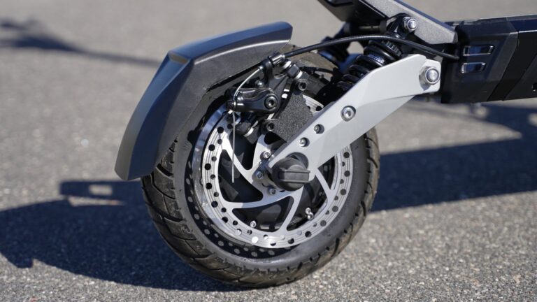 Electric Scooter Brakes: The Ultimate Beginner Guide