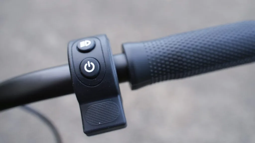 Atomi E20 throttle closeup
