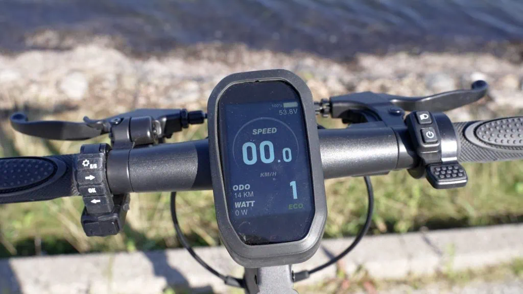 Display on Vmax VX2 Hub