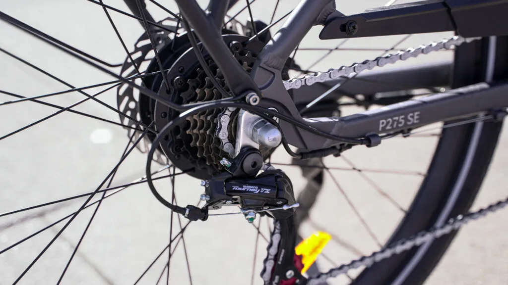 engwe p275se extreme close up of cassette another angle