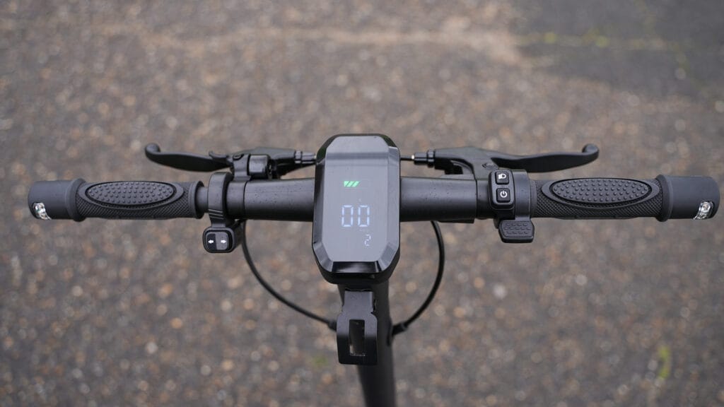 VMAX VX2 Lite handlebar with LED display, brake levers and bar-end turn signals